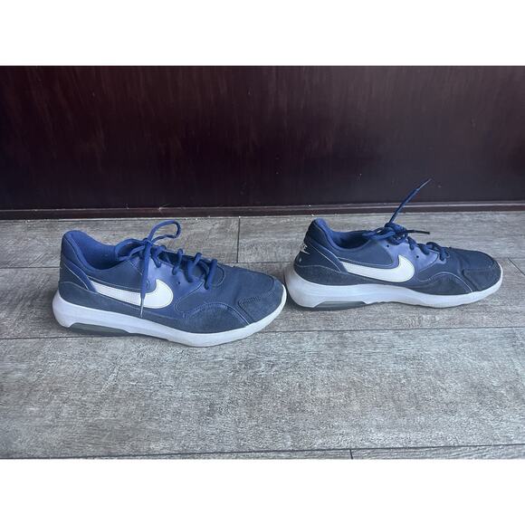 Nike Air Max Nostalgic in the \